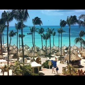 Meet your Posher, Claire